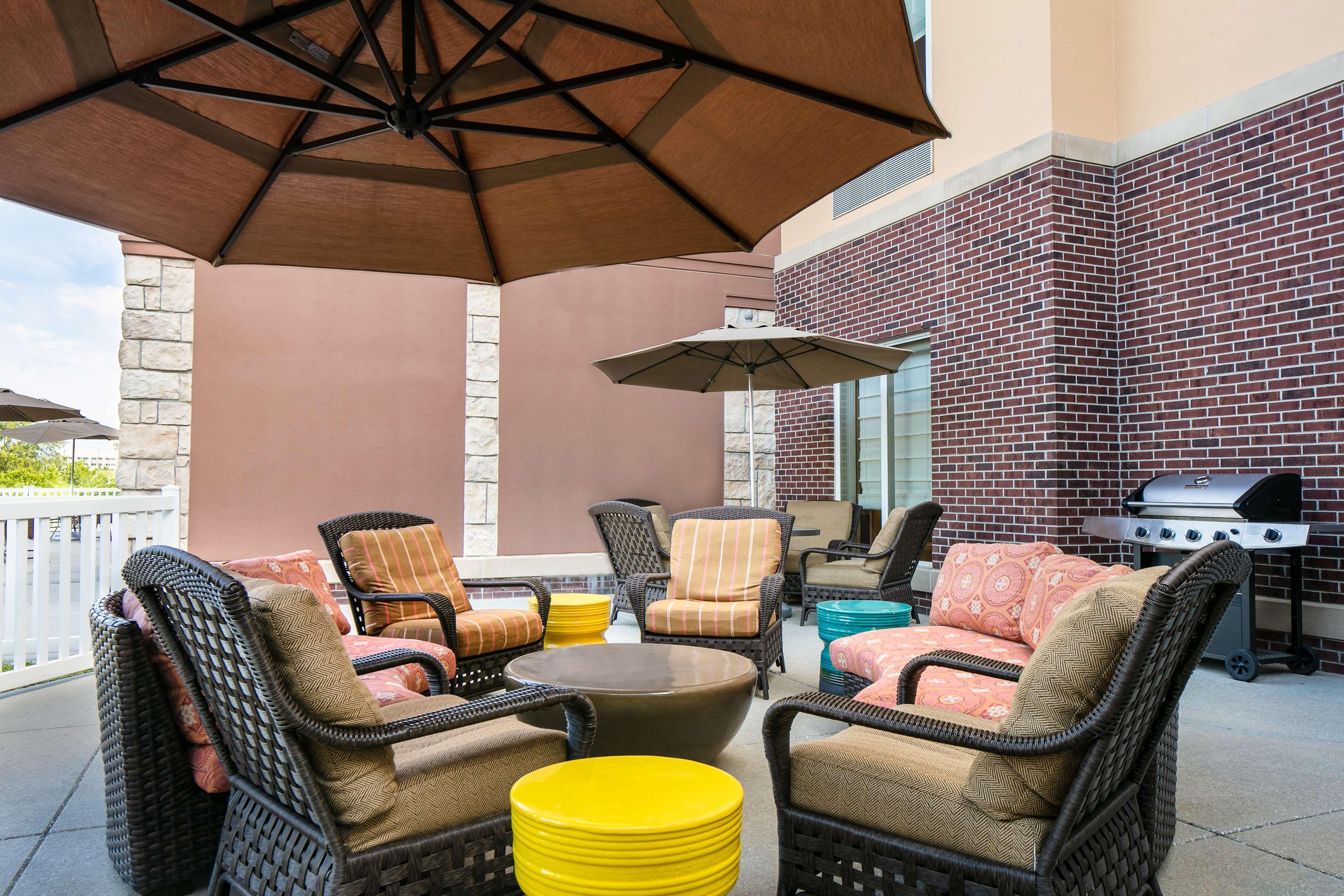 Hilton Garden Inn Omaha West Buitenkant foto